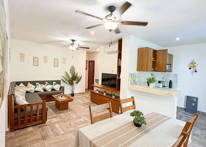 Modern 2br 2ba Downtown Playa - Pool - 5th Ave *