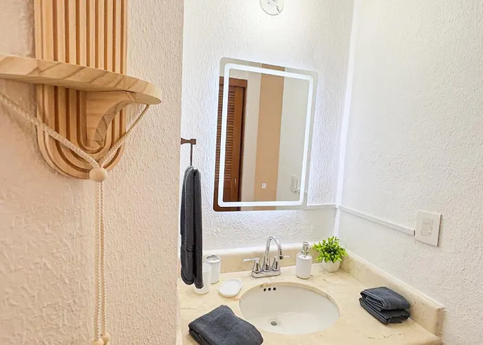 Modern 2br 2ba Downtown Playa - Pool - 5th Ave Playa del Carmen